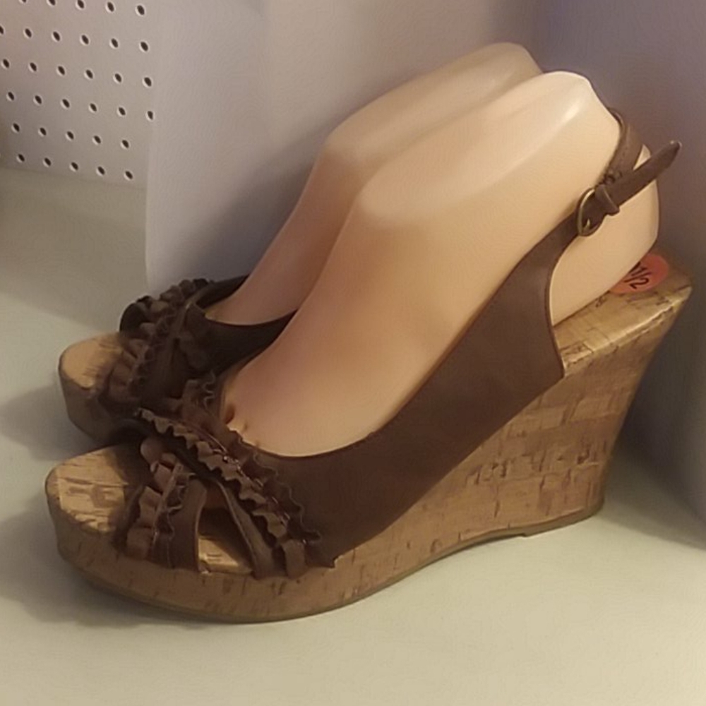 UNION BAY BROWN WEDGES